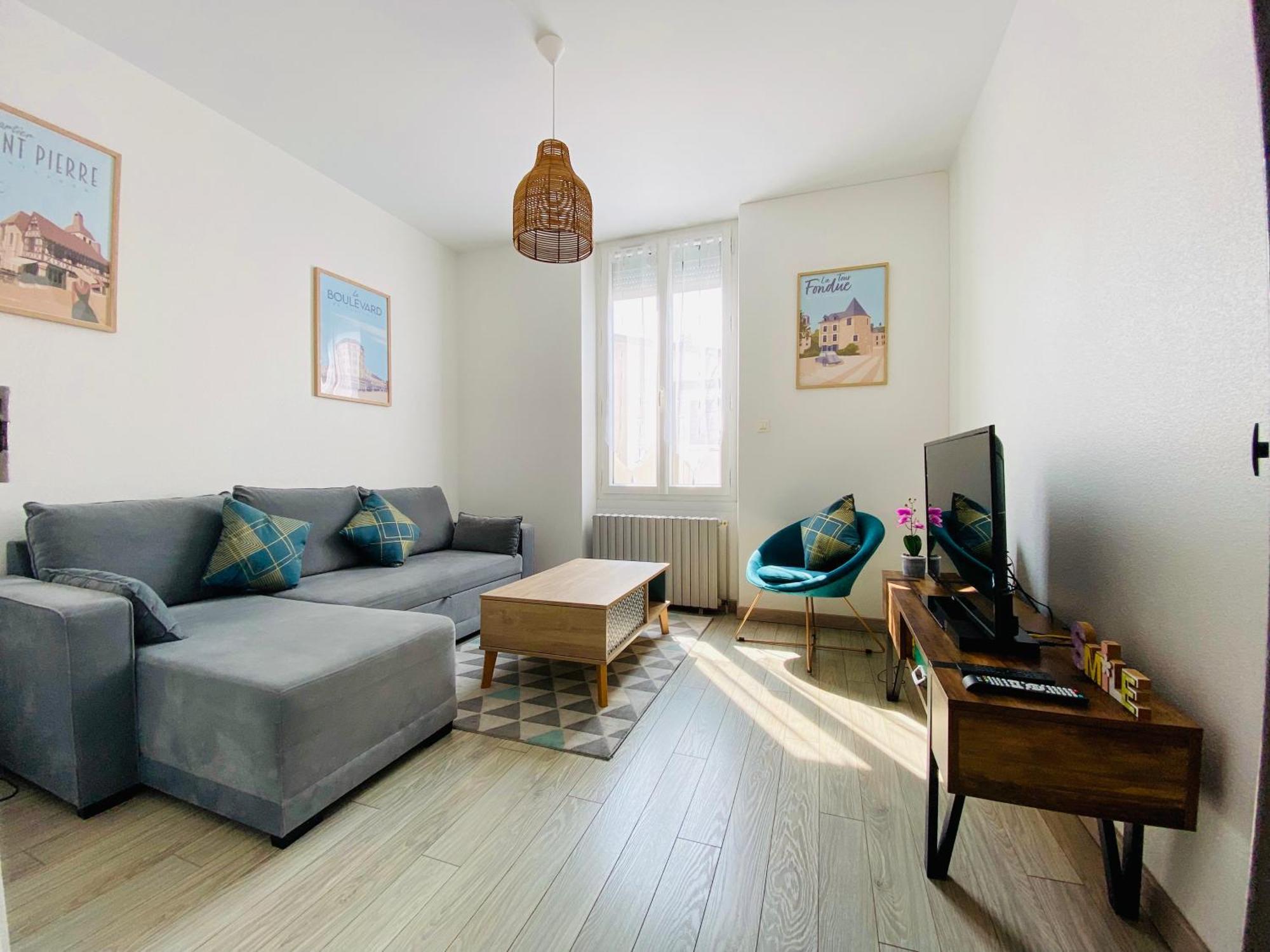 Jolie Maison, Jardin Et Parking Desertines  外观 照片